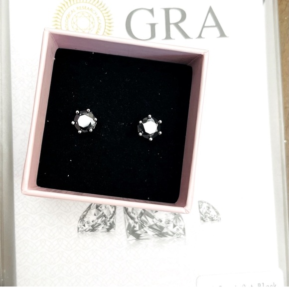 Moissanite 1ct total Black and Silver Stud Earrings new with GRA certificate - Picture 1 of 5